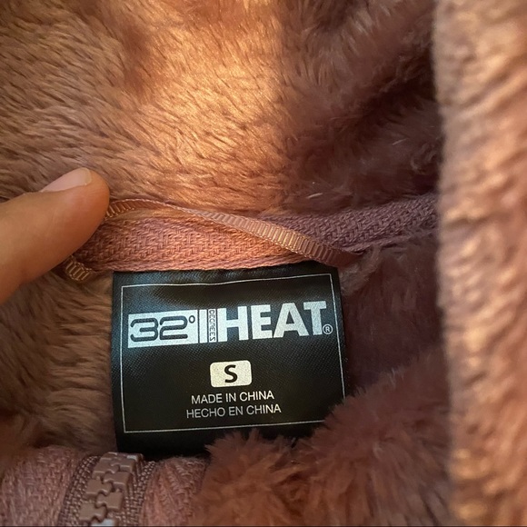 32 DEGREES HEAT Women’s Full Zip Plush Jacket/Sweater with pockets, Size Small - Picture 6 of 11
